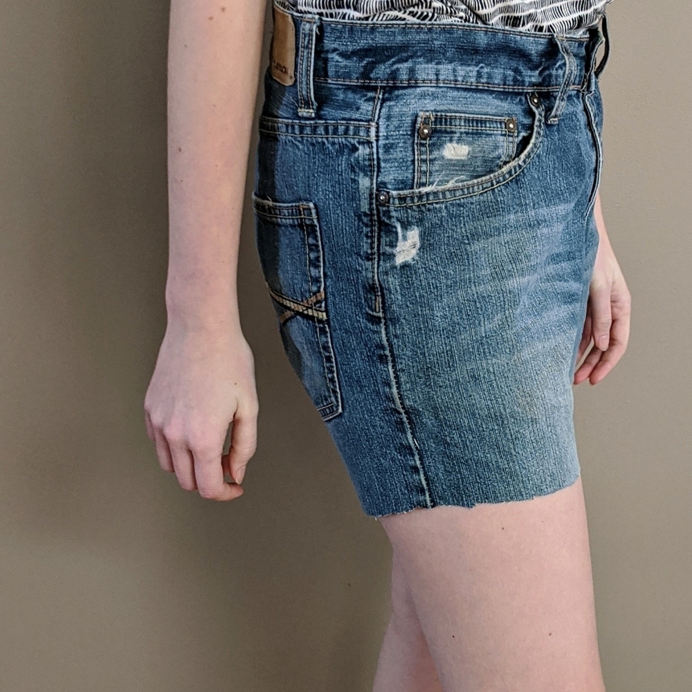 Carbon Modified Cutoff Shorts - Picture 6 of 8